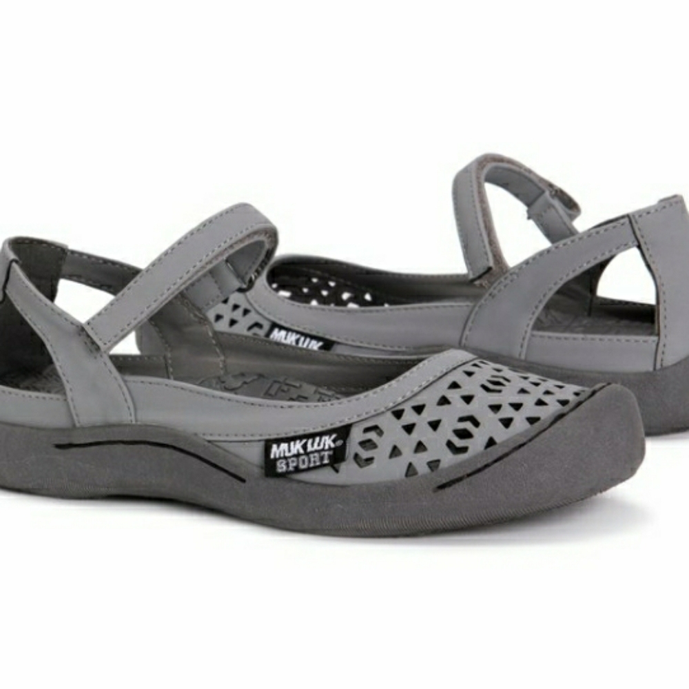 MUK LUK Sport Sandals, Gray, Sz 9, NWT